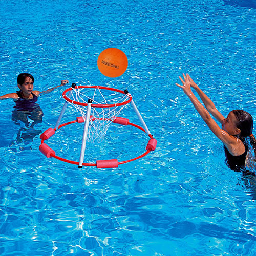 Doordeweekse dagen Extreem leveren Basket voor in het water